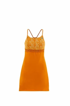 Debby|E9 Discount